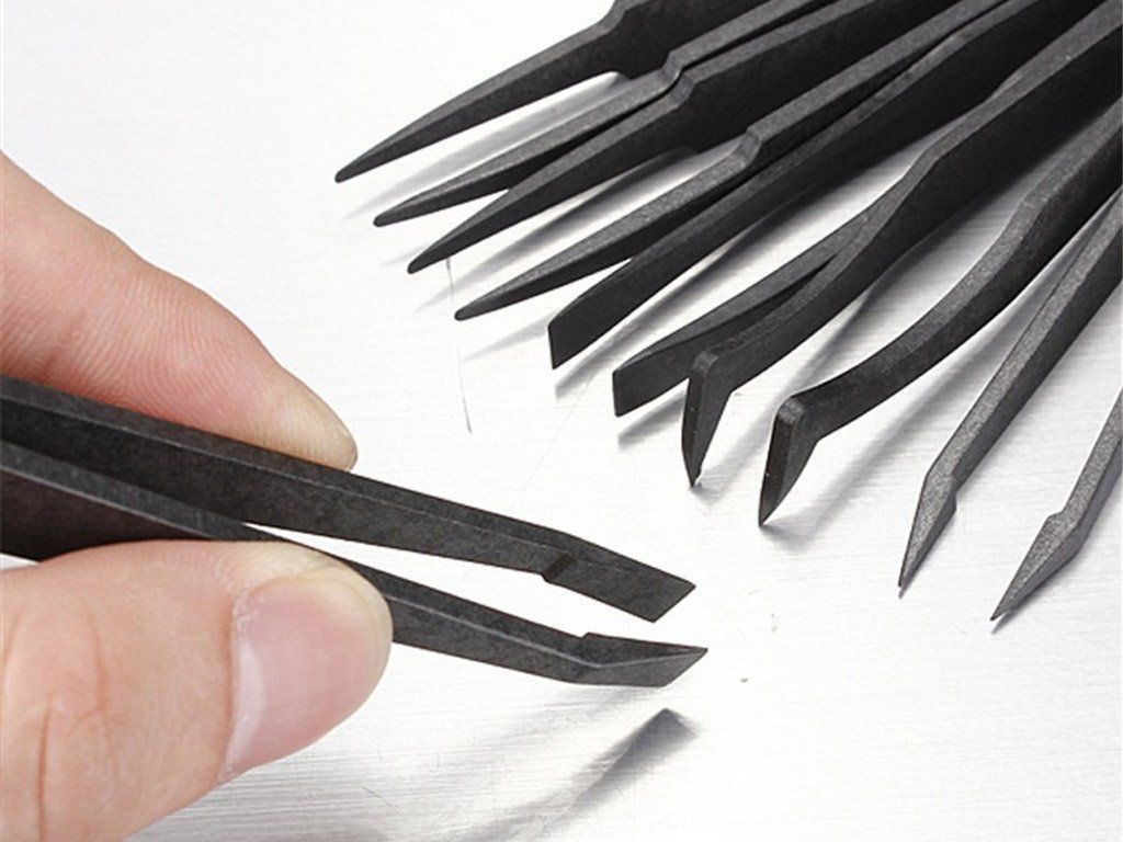 Carbon Beauty Pinzette